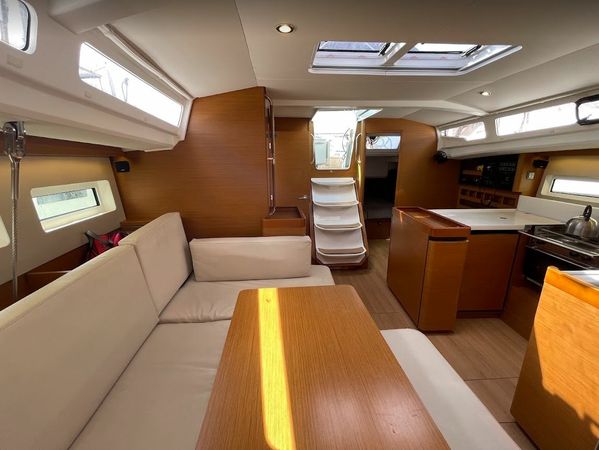 Jeanneau Sun Odyssey 440 | Ikalos