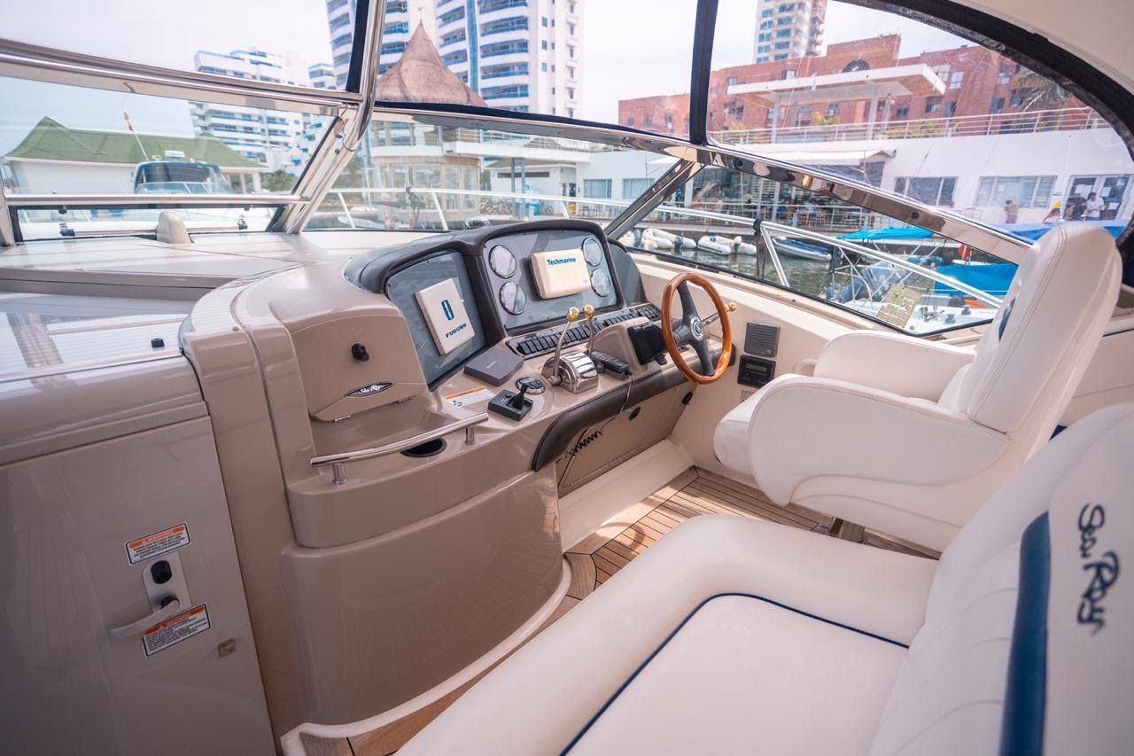 Sea Ray 425 | Symphony