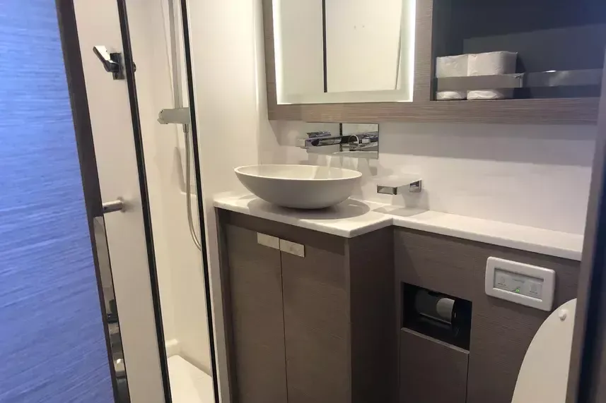 Fountaine Pajot Alegria 67 | Aqua Tiki 3