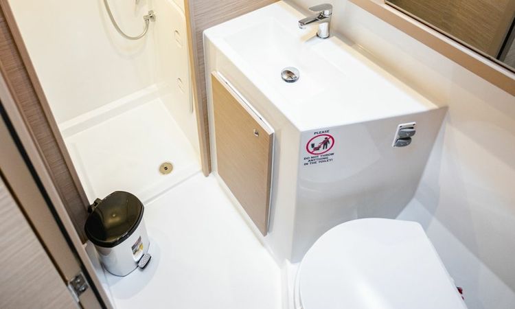 Lagoon 42 | Celena 5