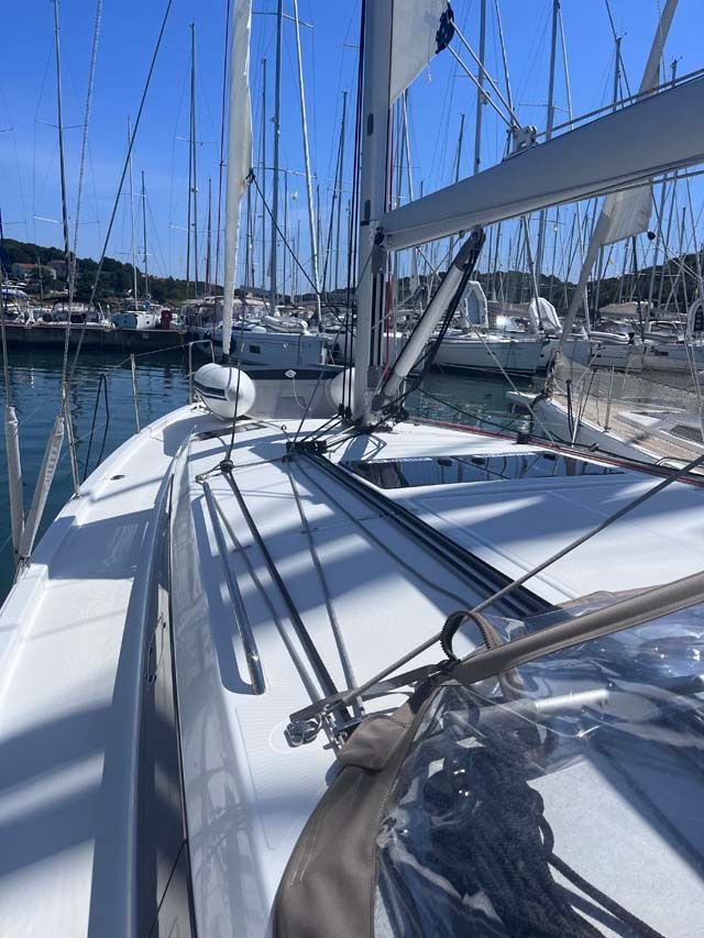 Jeanneau Sun Odyssey 410 | Tu Tamo 3