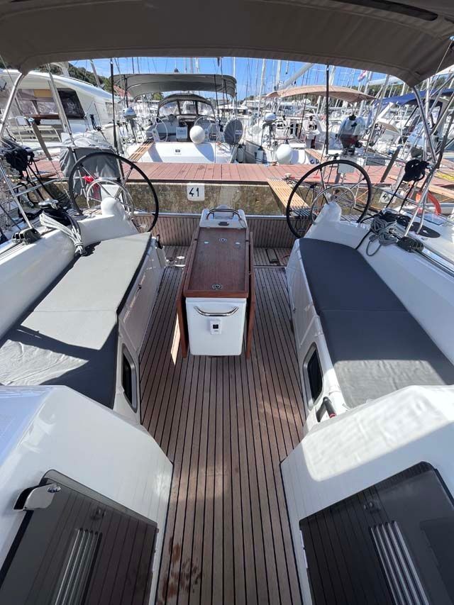 Jeanneau Sun Odyssey 410 | Tu Tamo 3
