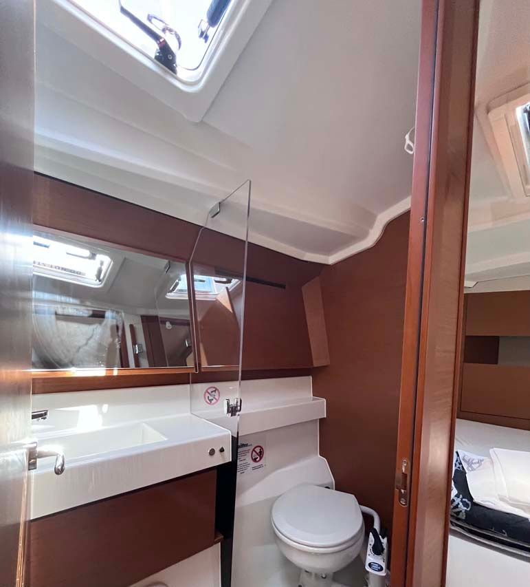 Jeanneau Sun Odyssey 410 | Tu Tamo 3