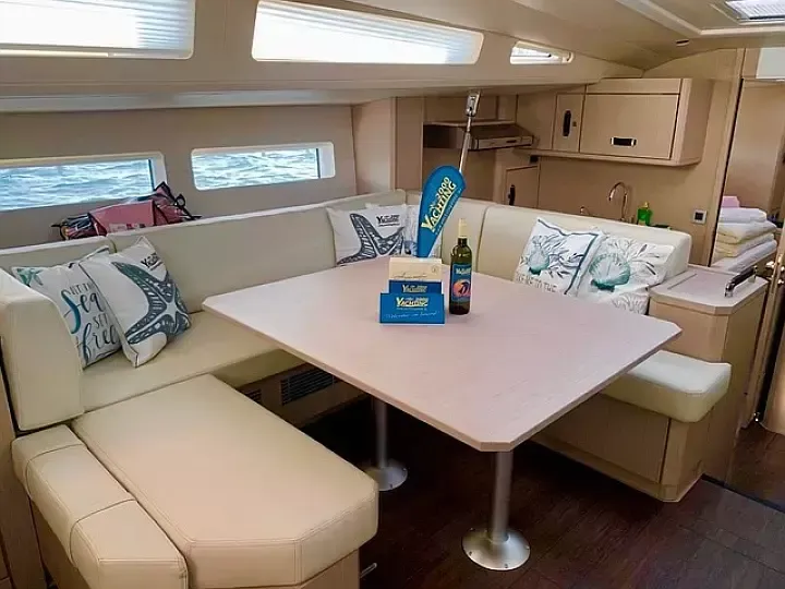 Jeanneau 60 | Friends