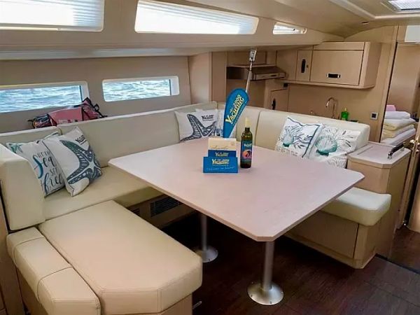 Jeanneau 60 | Friends
