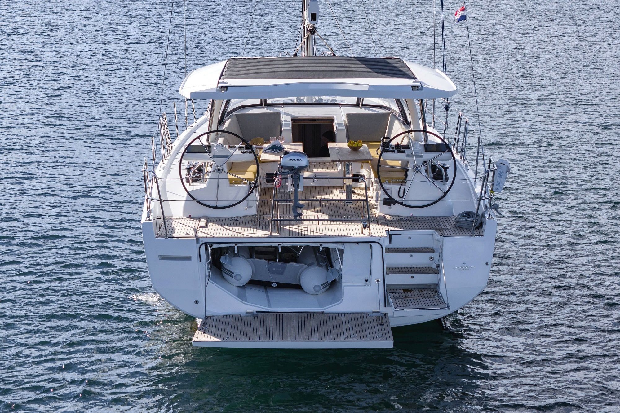 Jeanneau 60 | Friends