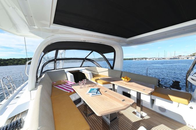 Jeanneau 60 | Friends