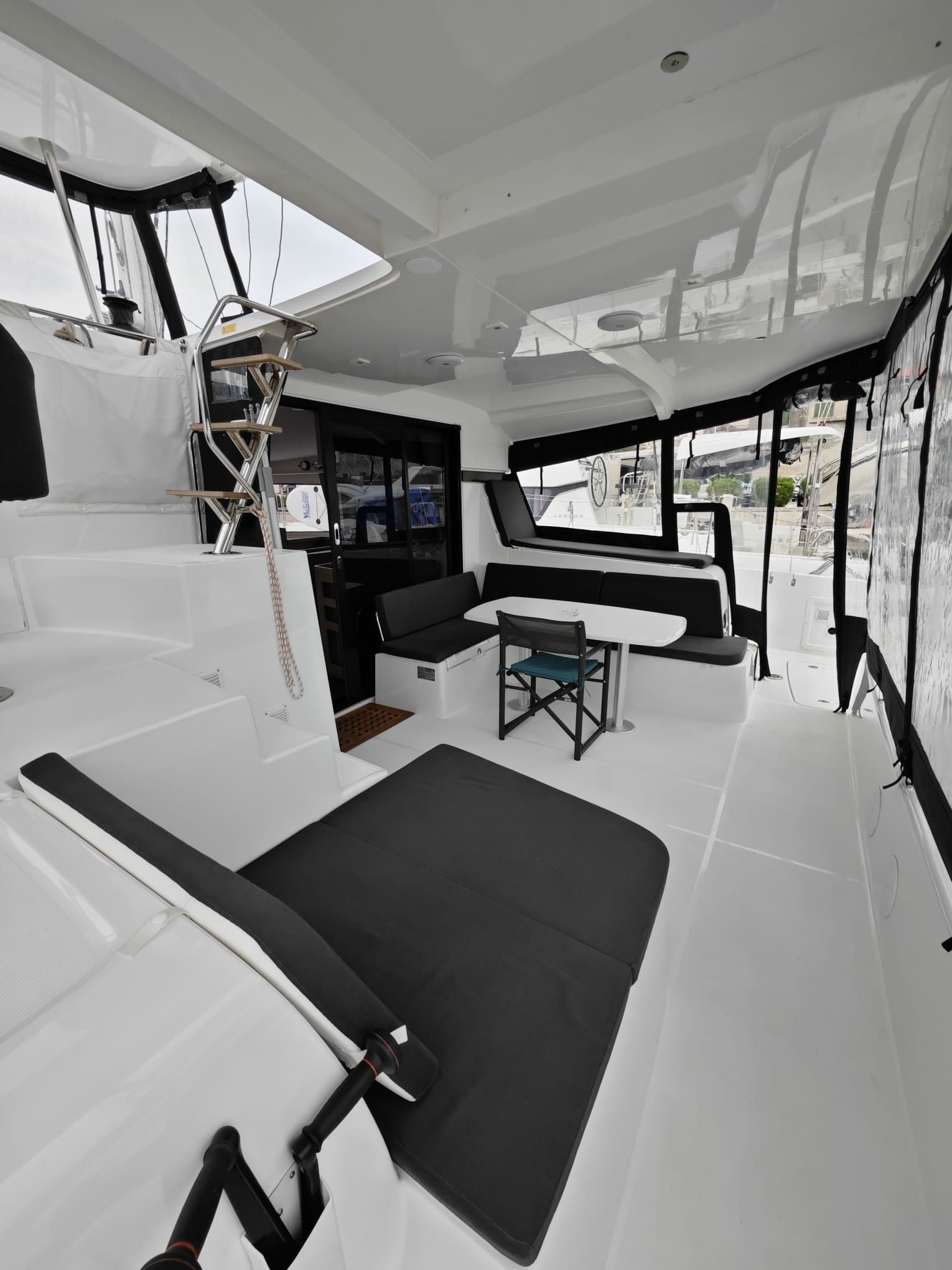 Lagoon 42 | Grand Deluxe 3