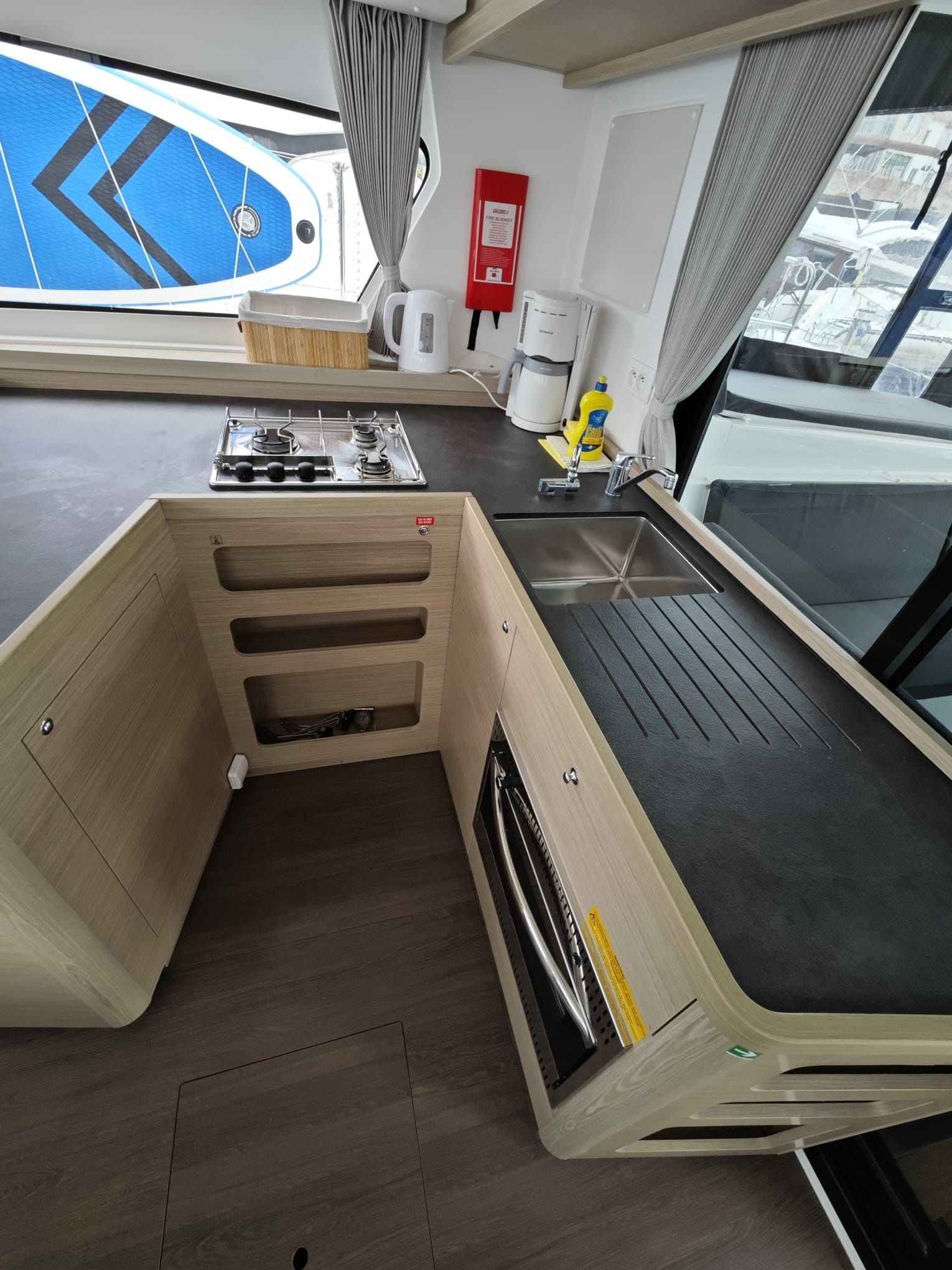 Lagoon 42 | Grand Deluxe 3