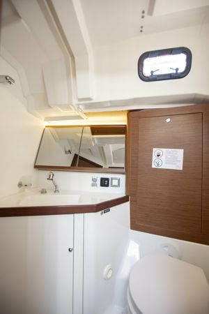 Beneteau Oceanis 46.1 | Breezy