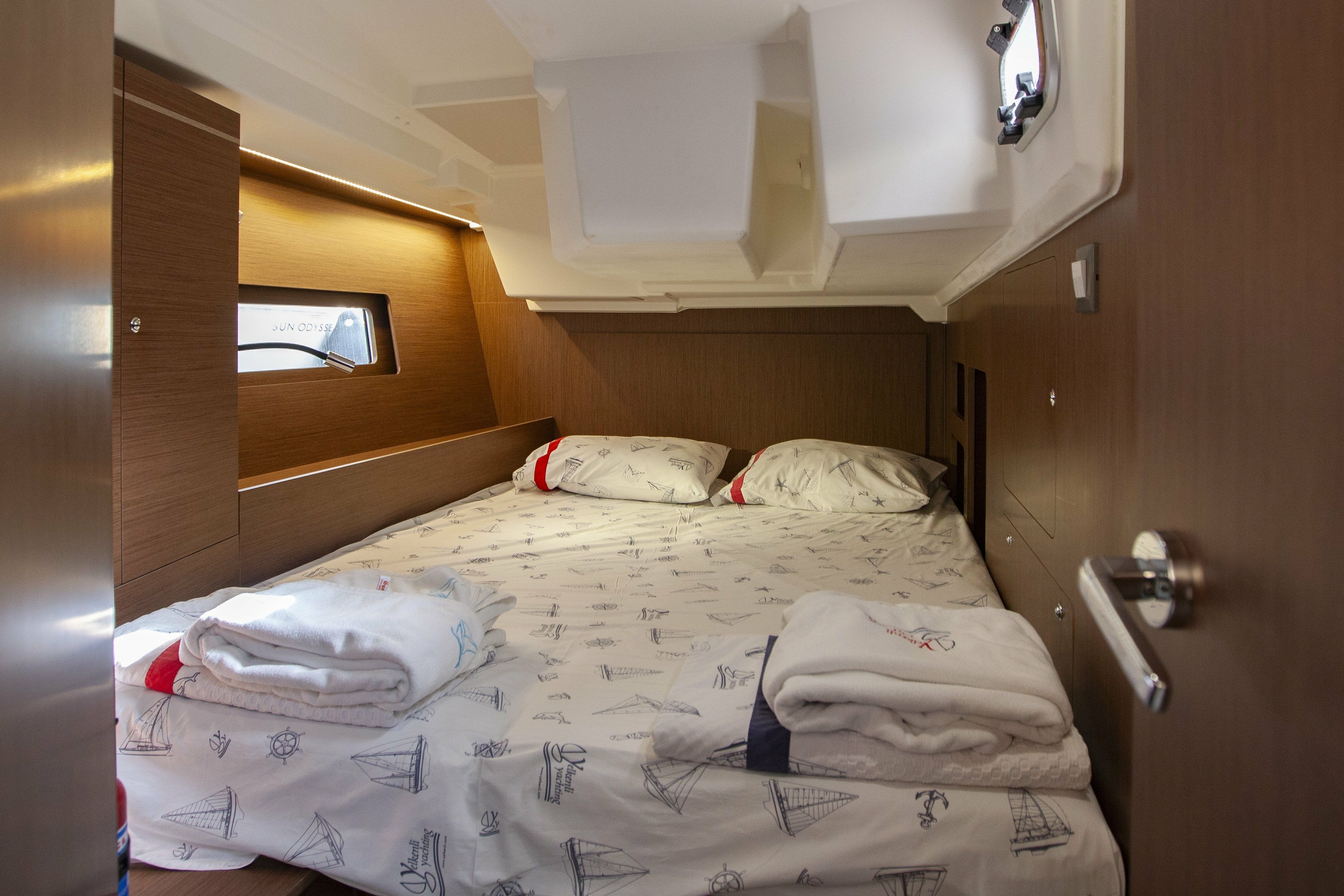 Beneteau Oceanis 46.1 | Breezy