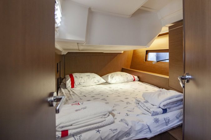 Beneteau Oceanis 46.1 | Breezy