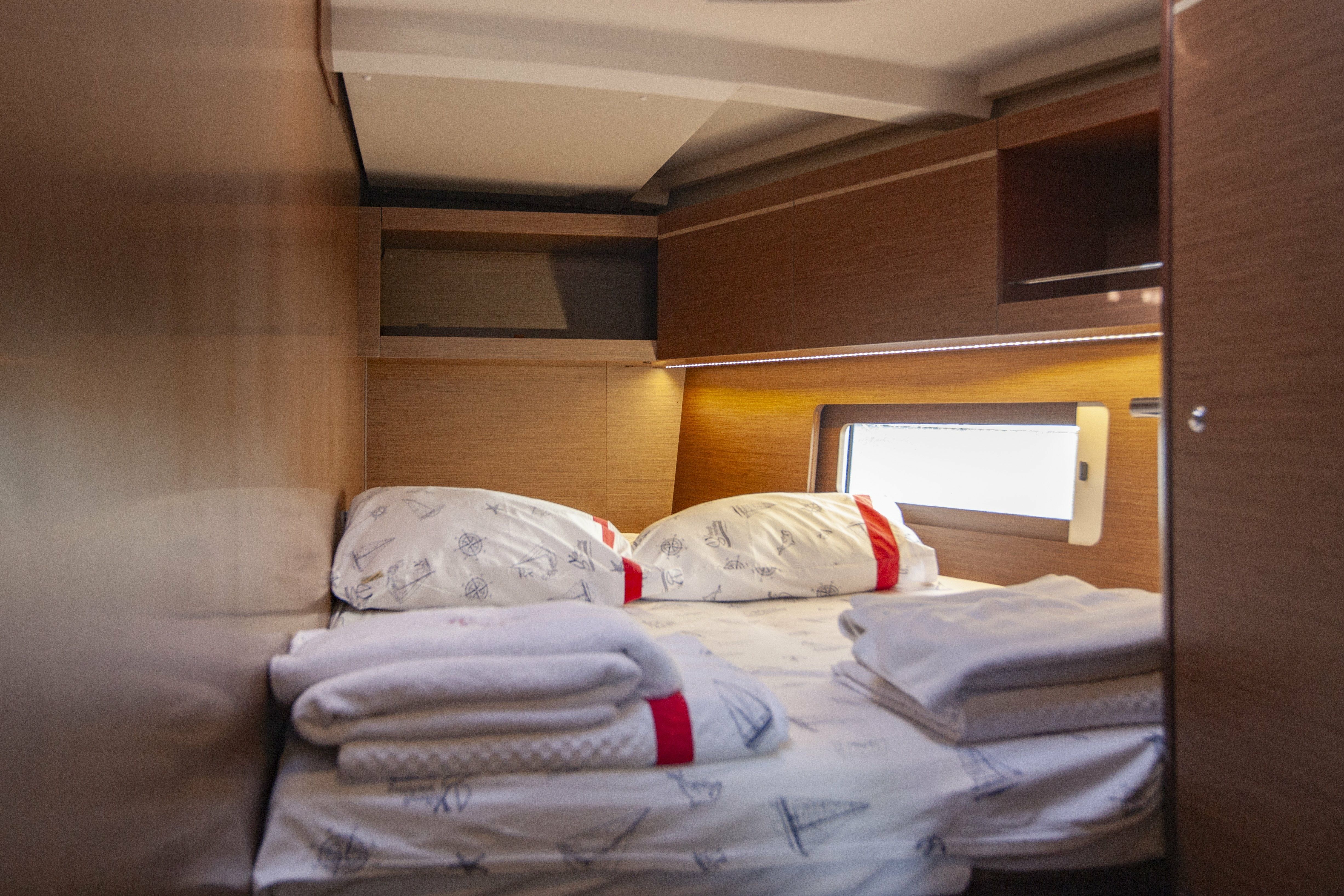 Beneteau Oceanis 46.1 | Breezy