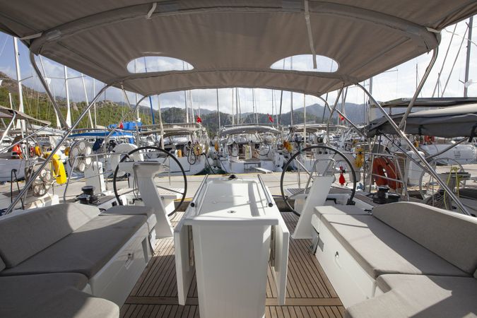Beneteau Oceanis 46.1 | Breezy