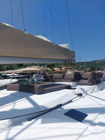 Fountaine Pajot Tanna 47 | Equinox