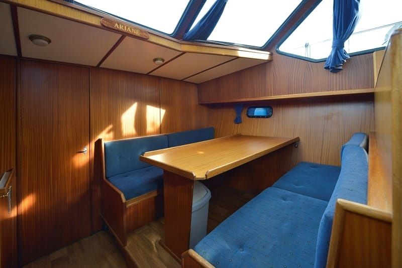 Custom Built Premier 1375 | Allessa