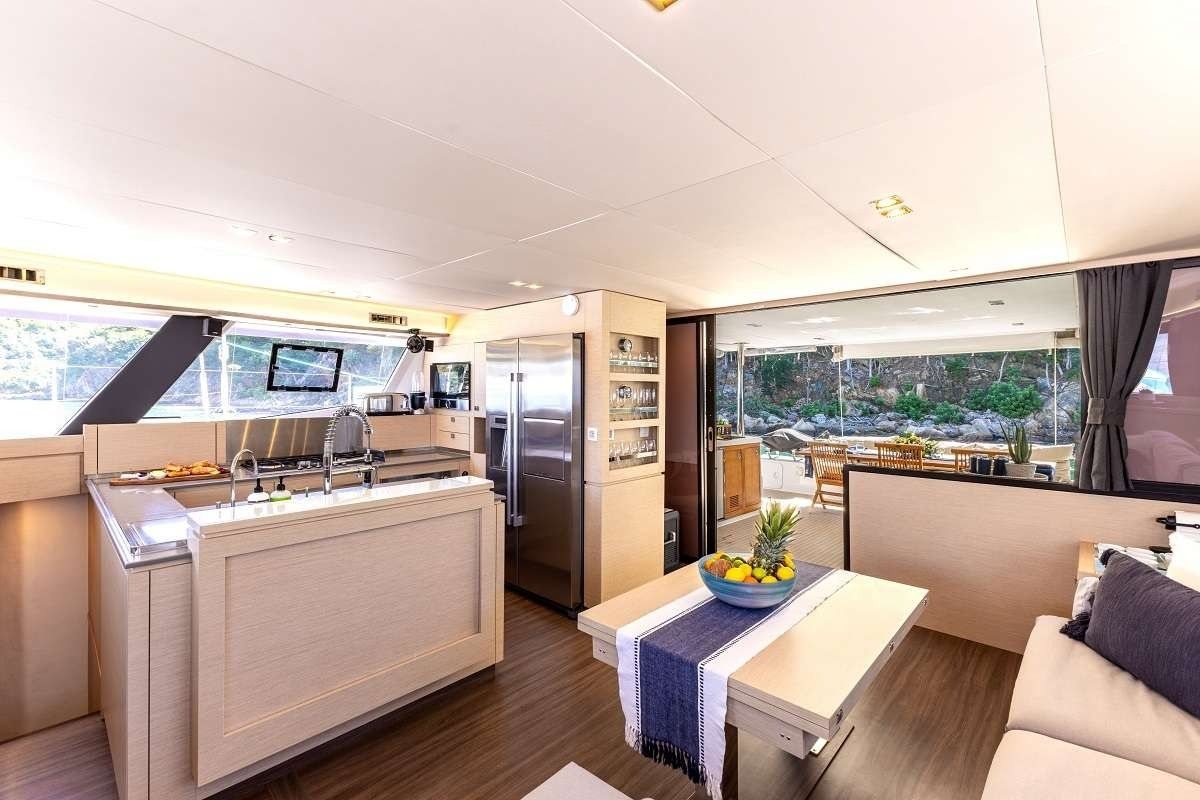 Fountaine Pajot Ipanema 58 | Olivia Charles