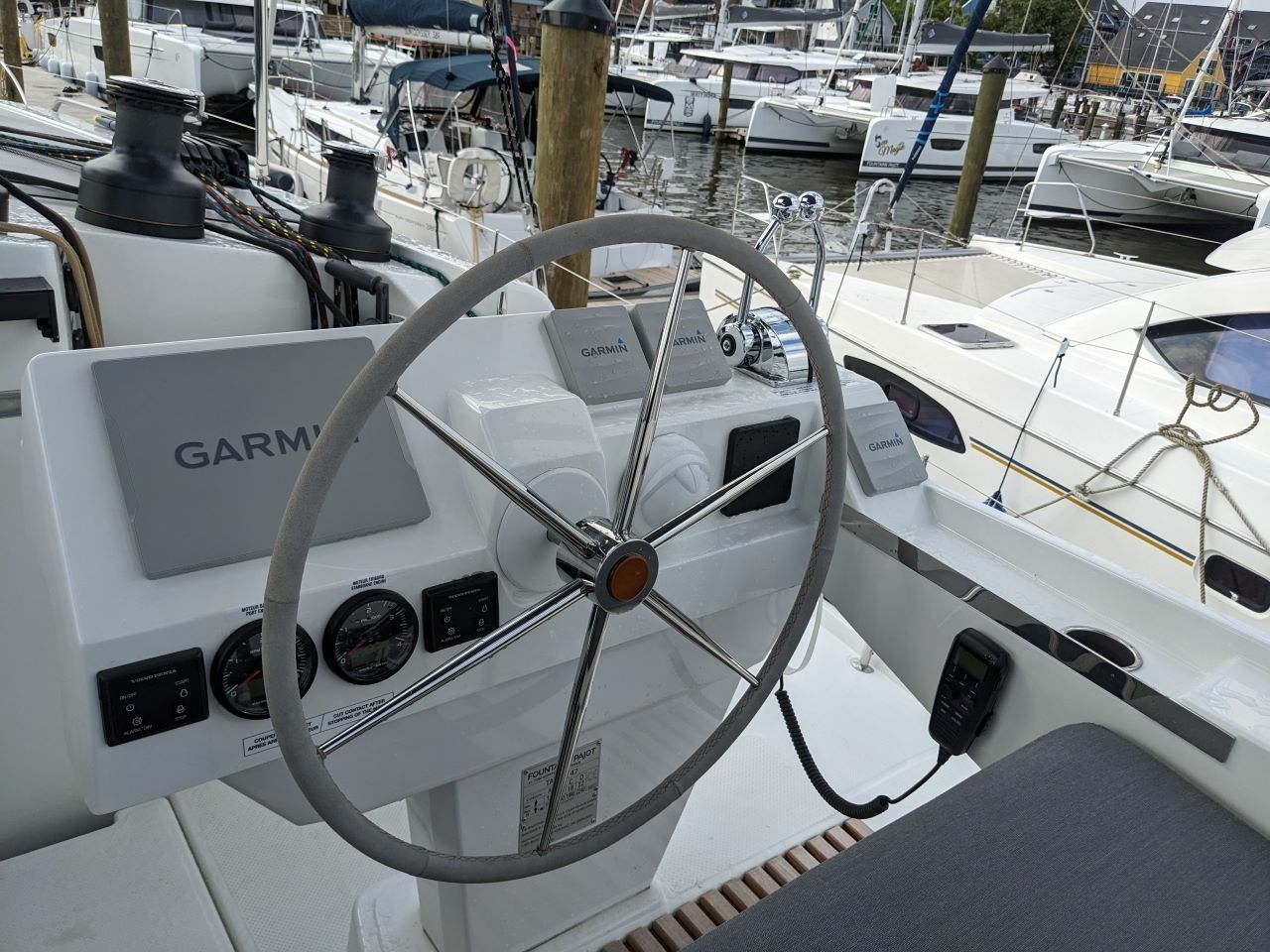 Fountaine Pajot Tanna 47 | Dragonfly