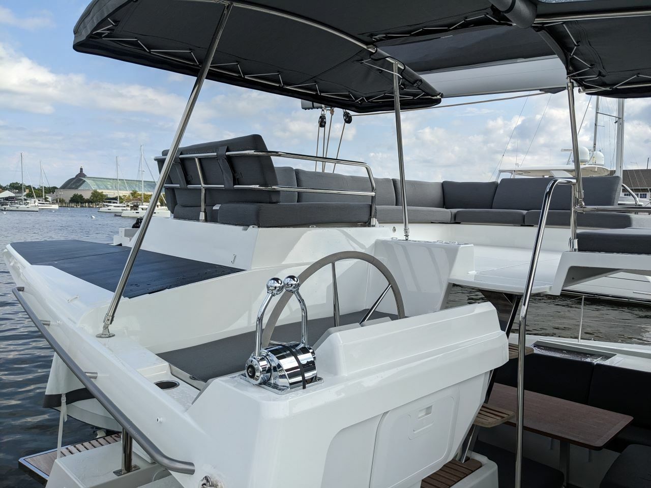 Fountaine Pajot Tanna 47 | Dragonfly