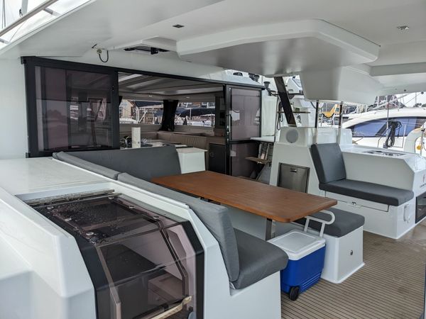 Fountaine Pajot Tanna 47 | Dragonfly