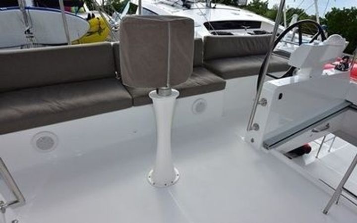 Lagoon 620 | Tiger Lily