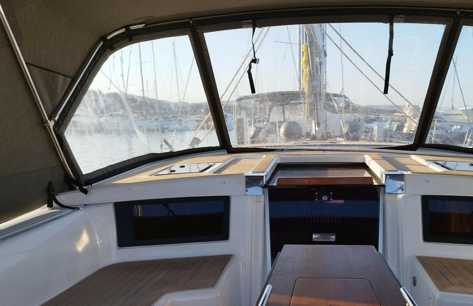 Dufour 530 | Rhamnus