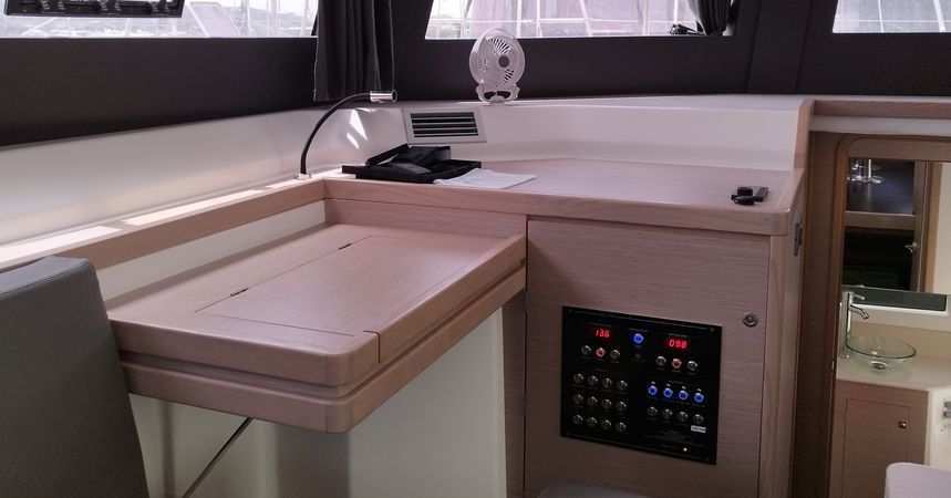 Dufour 48 | Delphinus