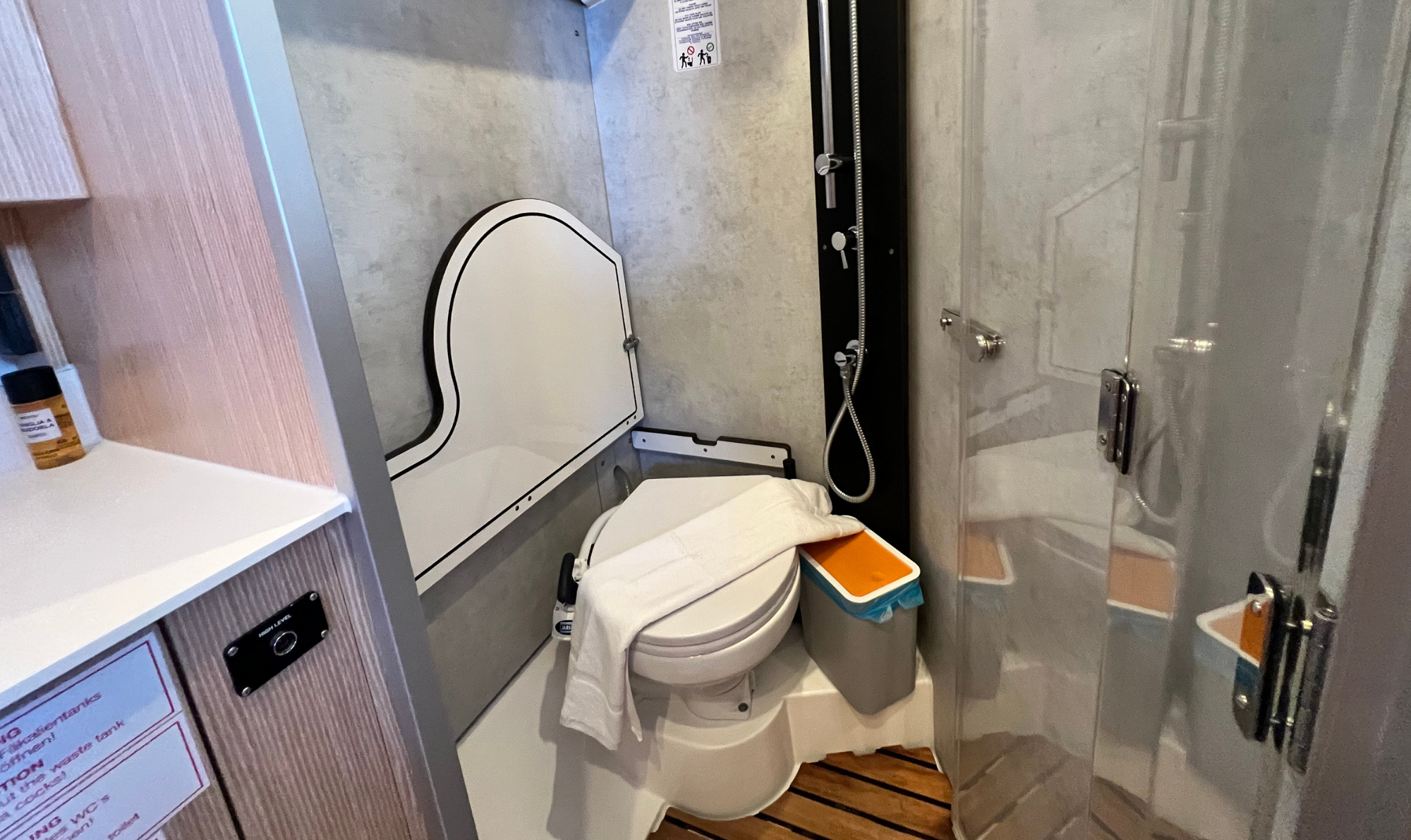 Bavaria C42 | Supereva