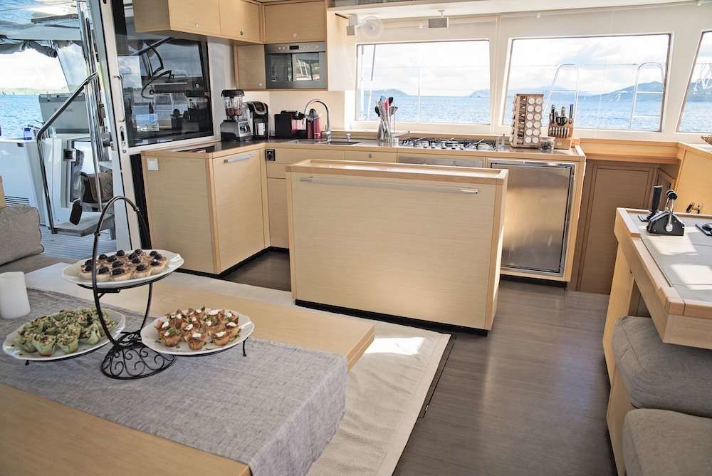 Lagoon 560 | Bluewinds