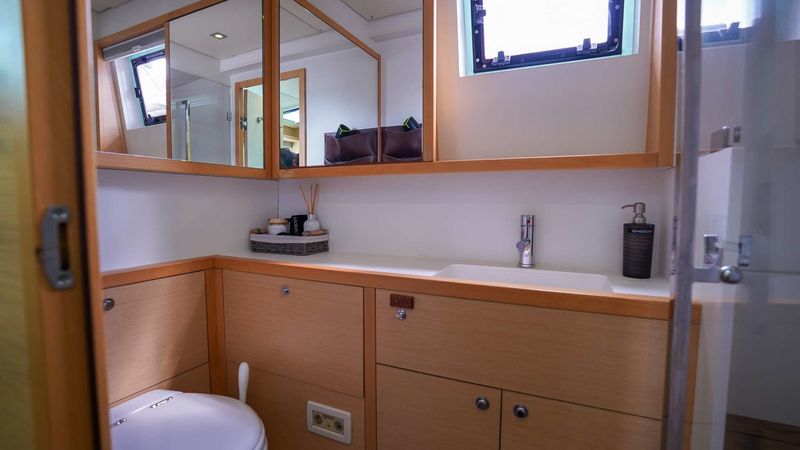 Lagoon 560 | Bluewinds