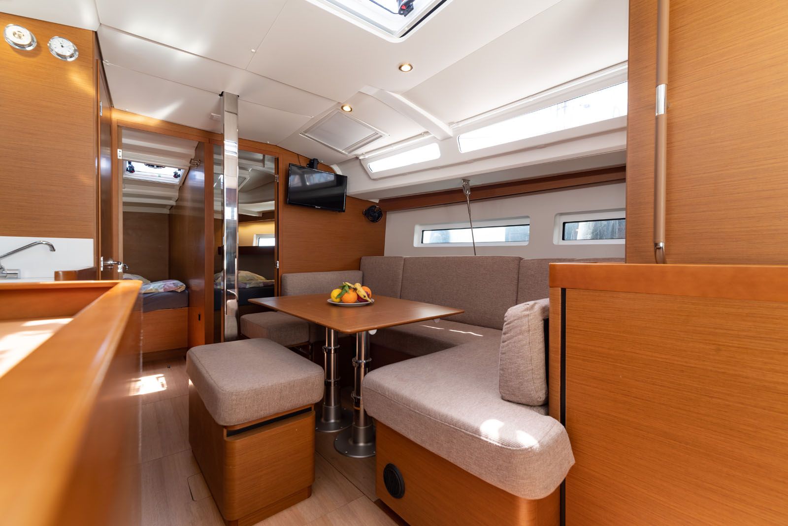 Jeanneau Sun Odyssey 440 | Free Elli