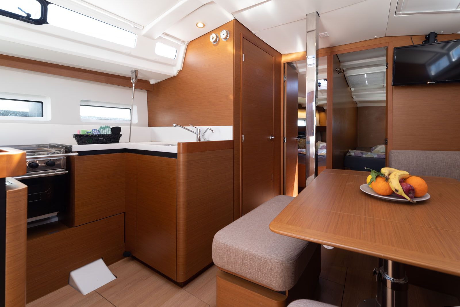 Jeanneau Sun Odyssey 440 | Free Elli