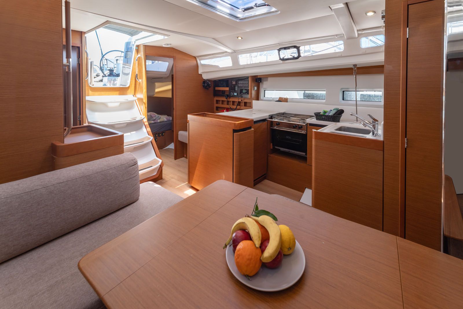 Jeanneau Sun Odyssey 440 | Free Elli