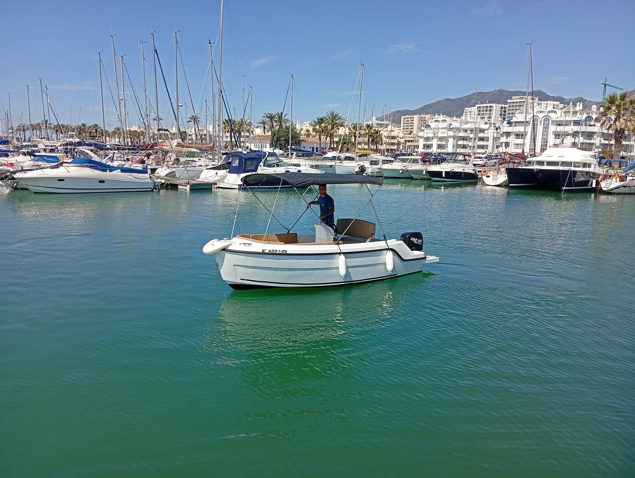 Aqua 515 | Aquamarine