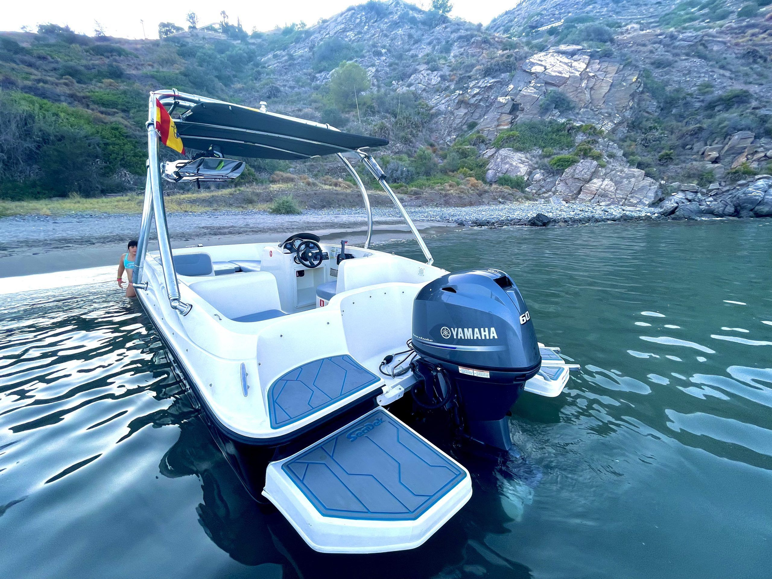 Bayliner E5 | 19