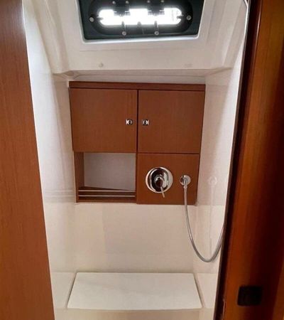 Bavaria Cruiser 46 | Amore