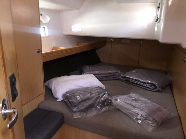 Bavaria Cruiser 46 | Amore