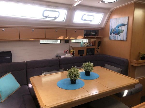 Bavaria Cruiser 46 | Amore