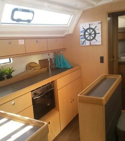 Bavaria Cruiser 46 | Amore