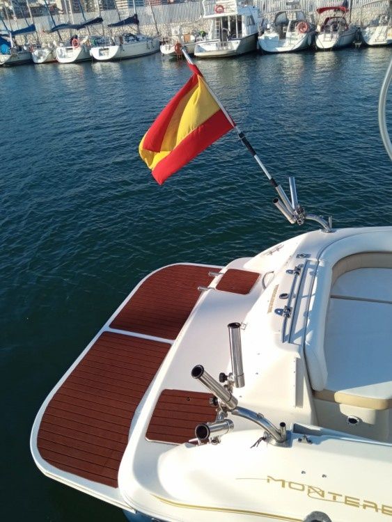 Monterey 240 Explorer | Explorer