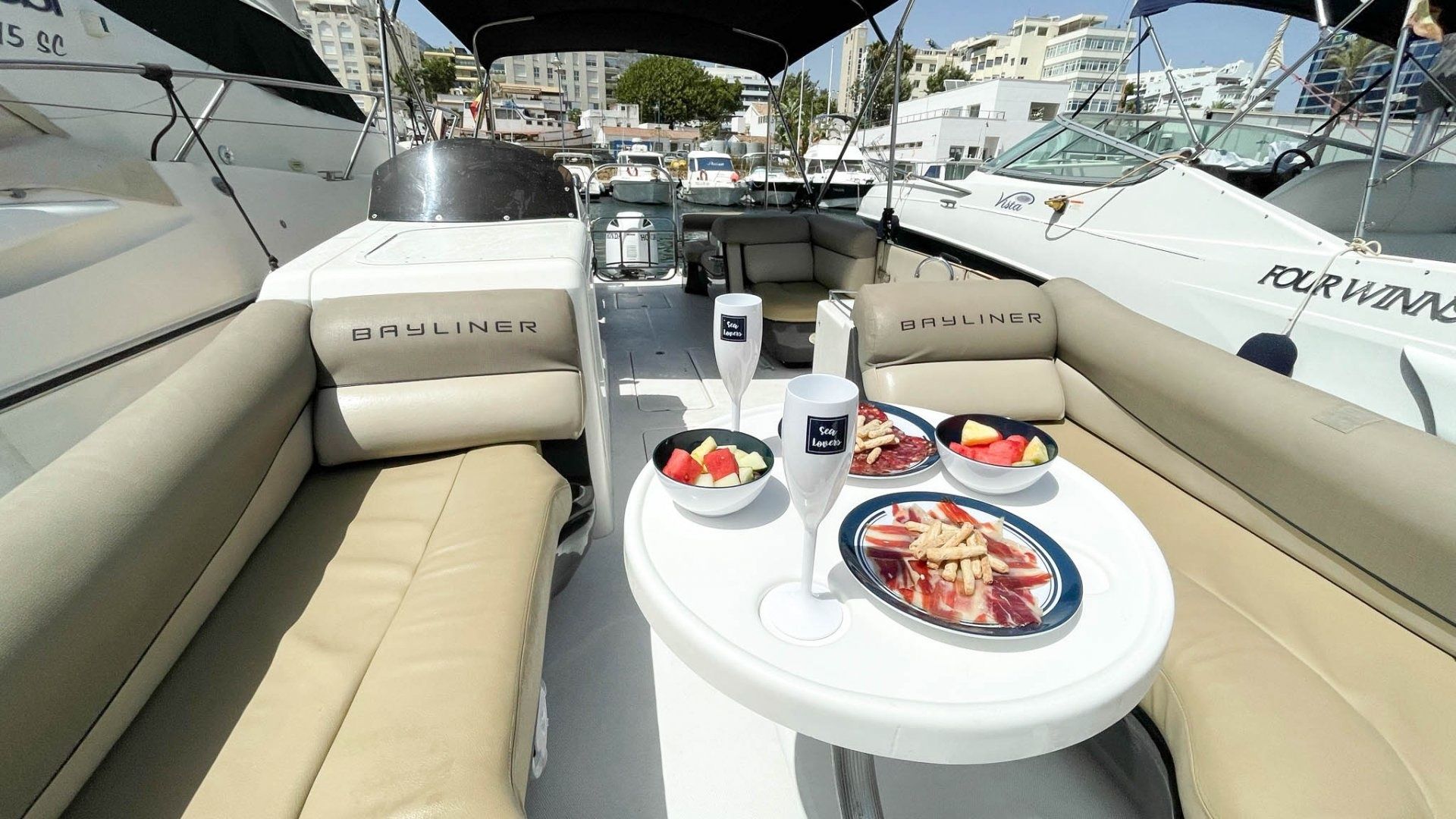 Bayliner Element | Jarana