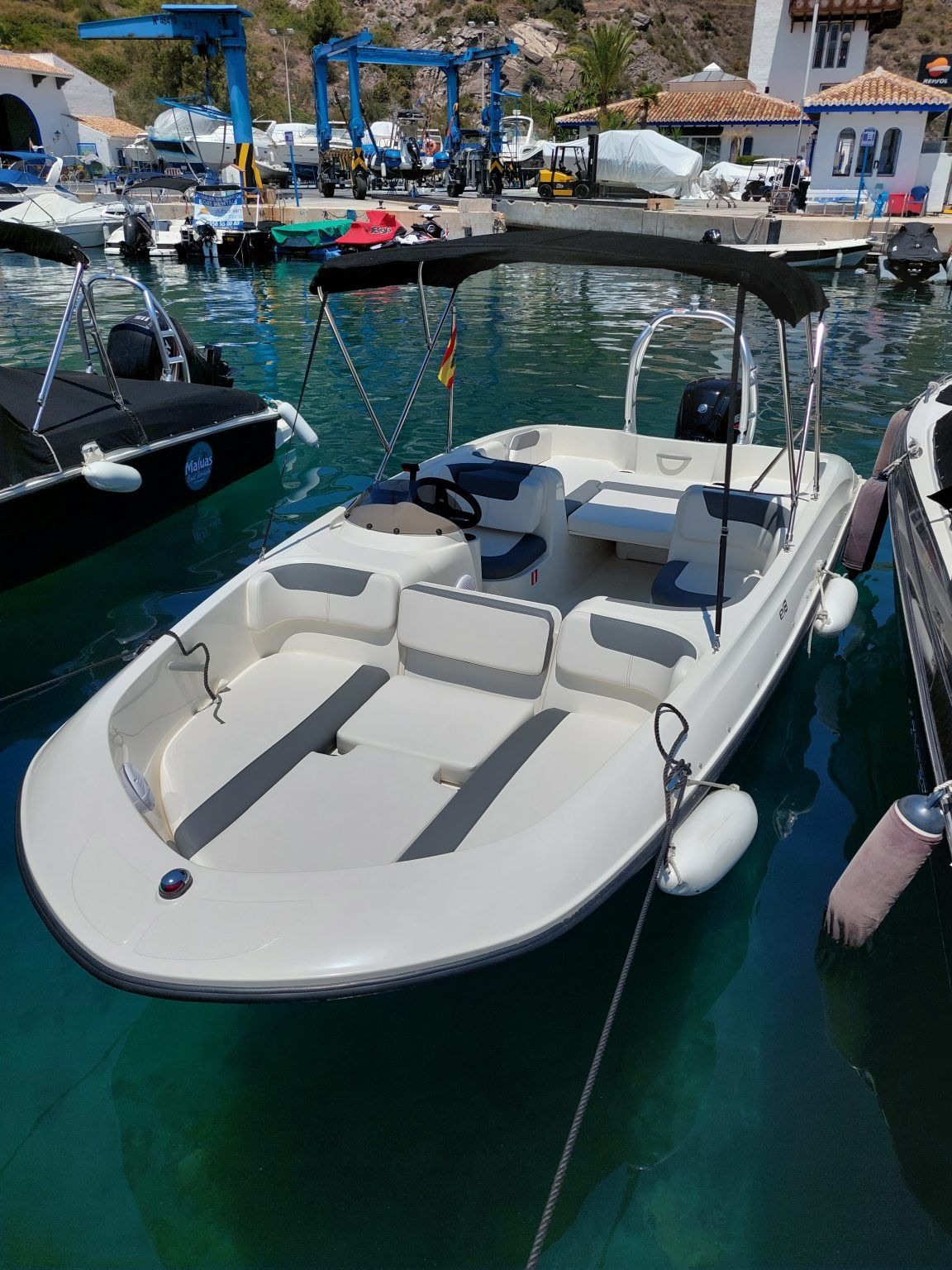 Bayliner E18 | Maluas 2.0
