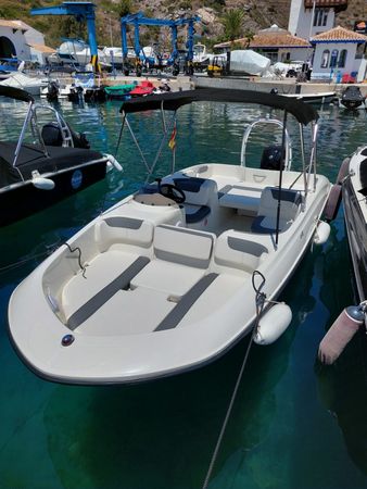 Bayliner E18 | Maluas 2.0