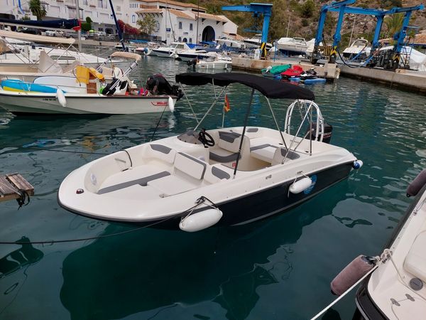 Bayliner E18 | Maluas 2.0