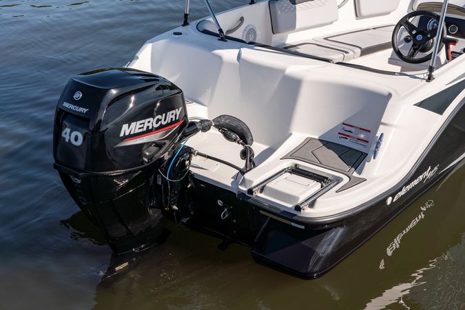 Bayliner M15 | Ra