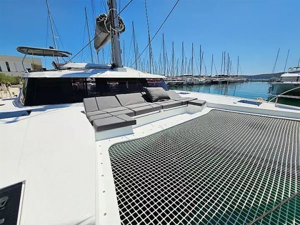 Fountaine Pajot Elba 45 | Marina