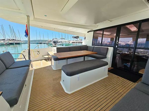 Fountaine Pajot Elba 45 | Marina