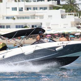 Bayliner VR5 | Bayliner