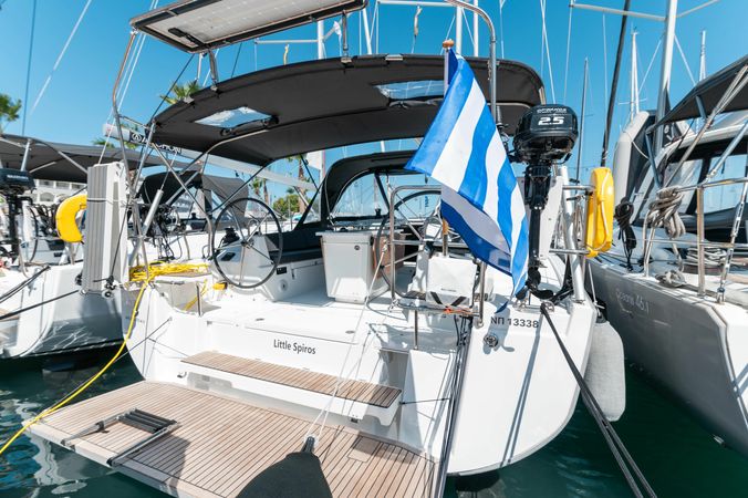 Beneteau Oceanis 40.1 | Little Spiros
