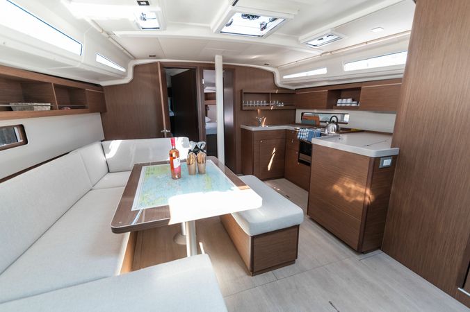 Beneteau Oceanis 40.1 | Little Spiros